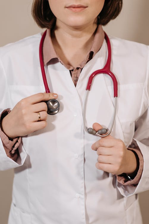 Doktor muayene odasında